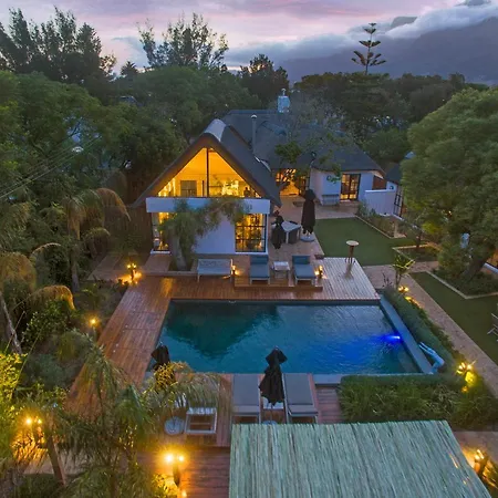Garden Retreat Guest House-3